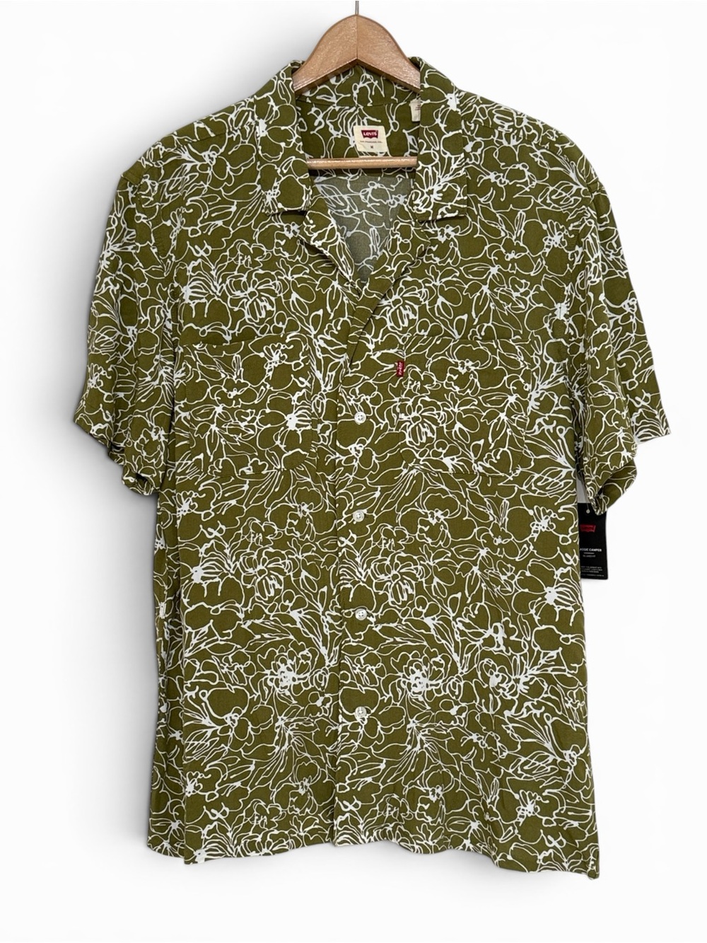 Levi’s Classic Camper Green Floral Button Up Shirt Medium NWT